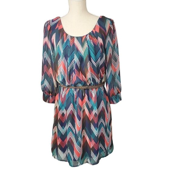 As U Wish Chevron Print Peek-a-boo Back A-Line Slip Lined Dress – Size Medium - Picture 9 of 16